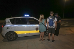 Catorce denuncias por saltarse el toque de queda y otras cinco por botellones en Mérida