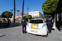 La Junta de Gobierno Local felicita a varios miembros de la Policía Local por su intervención en operaciones contra el tráfico de tabaco, violencia se
