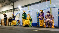 Mil cuatrocientas personas acuden a la visita de los Reyes Magos a la ciudad en distintos horarios y lugares