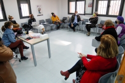El Ayuntamiento estudiará una batería de ayudas expresas para mujeres en situación de vulnerabilidad