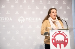 La portavoz municipal, Carmen Yáñez, manifiesta que “no se va a permitir que nadie extorsione al ayuntamiento y que un grupo político lo ampare»