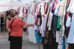 El mercadillo se celebra mañana día 15 en el aparcamiento del recinto ferial