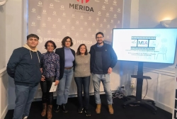 La Asociación Esmerarte presenta a los alumnos y alumnas de 4º de la ESO de Mérida el proyecto Mía Conciencia para reflexionar sobre la violencia haci