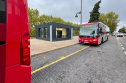 Cambios en los itinerarios y paradas de los autobuses urbanos por las obras en avenida de Extremadura