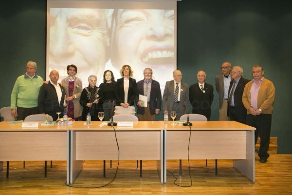 Entregados en Mérida los premios del Certamen Literario de Personas Mayores Experiencia y Vida 2015