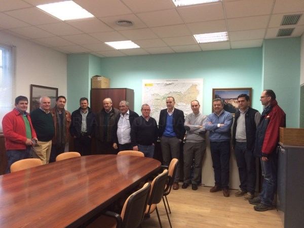 Responsables de Desarrollo Rural visitan las obras de modernización del Canal de Orellana