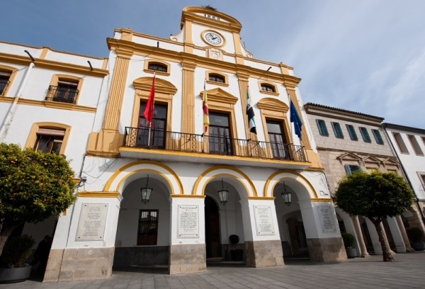 El equipo de gobierno apoya a la ARMH y condena cualquier forma de violencia que se utilice para conquistar el poder