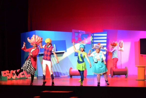 La Sala Trajano de Mérida acoge la comedia ‘Los Pelópidas’, el viernes 24, y una la obra infantil ‘Trasto, Truka y la profesora Trova…’, el domingo 26