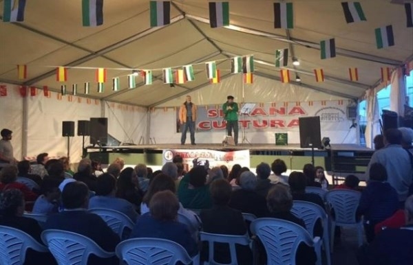 La Junta de gobierno concede 12.000 euros a quince asociaciones de vecinos para las semanas culturales.
