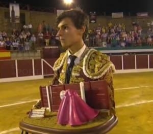 Carlos Domínguez se proclama triunfador en la final del VI Certamen de Novilladas de la Diputación de Badajoz,