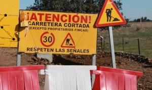 Corte en la Carretera Provincial BA-120, de Ribera del Fresno a la BA-131.