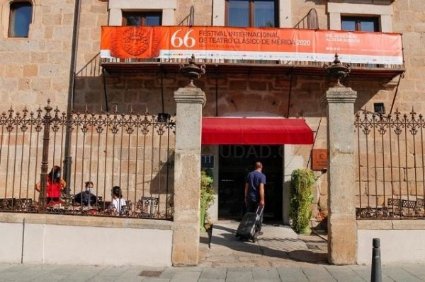 Los hoteles prevén una ocupación inferior al 40% en el mes de agosto