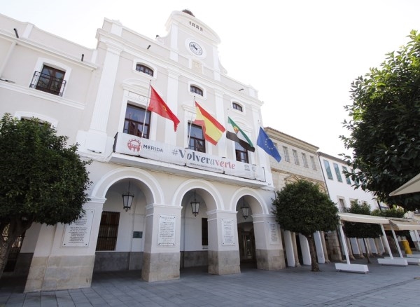 El Ayuntamiento concede una subvención a Plena Inclusión Mérida para la puesta en marcha de proyectos de Vida independiente