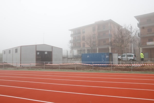 El Ayuntamiento recibe la homologación de la Pista de Atletismo del Diocles para acoger competiciones internacionales