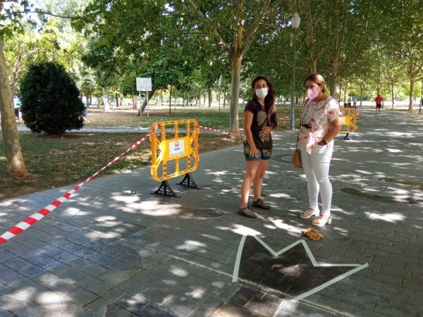 El parque de las VII Sillas acoge un circuito urbano de psicomotricidad para fomentar el juego al aire libre