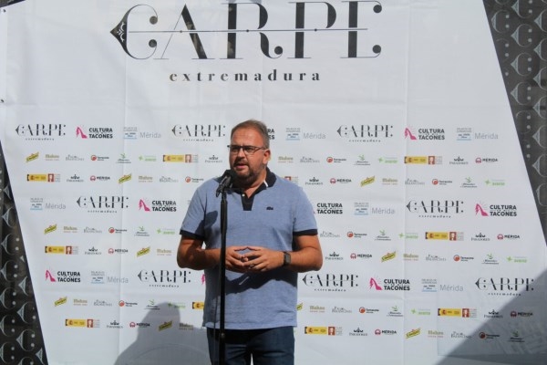 El alcalde apuesta por Mérida como “destino de experiencias para romper la estacionalidad del turismo”