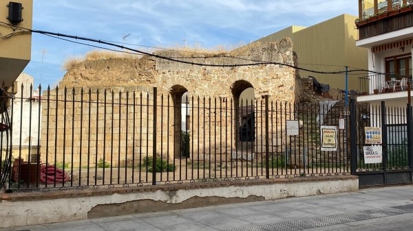 El Ayuntamiento de Mérida trabaja para reanudar la obra del acceso al María Luisa