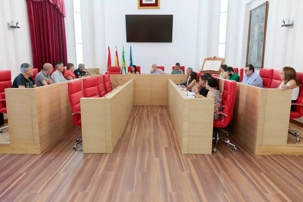 Ayuntamiento y Centrales Sindicales aprueban por unanimidad, en la Mesa General de Negociación, mejoras en los derechos laborales