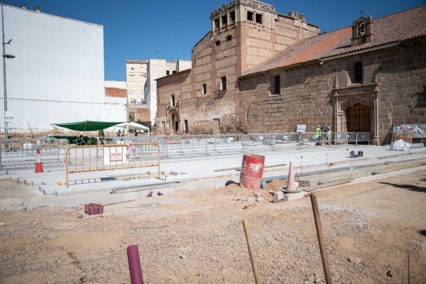 El Gobierno local destinará este año un millón de euros a la integración y conservación de los restos arqueológicos hallados en la plaza de la basílic