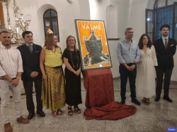 La fuerza de la silueta de la Virgen en el cartel de Valme 2025