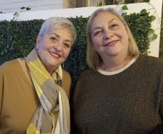 Los vecinos de La Fábrica reciben al cartero real