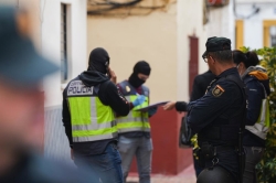 Macrooperación policial en Sevilla y Málaga por el tiroteo a un agente en Isla Mayor: diez detenidos y 250 efectivos