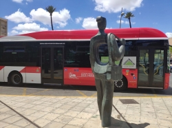 Nuevos servicios adicionales del L5 durante los días lectivos