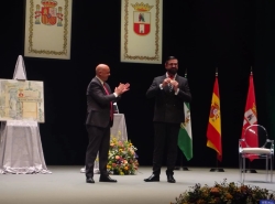 El embajador del orgullo nazareno homenajeado por su ciudad