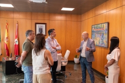 Una delegación de Ecuador visita el Ayuntamiento