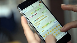 Niegan la custodia compartida a un hombre porque solo habla con su ex mujer por Whatsapp
