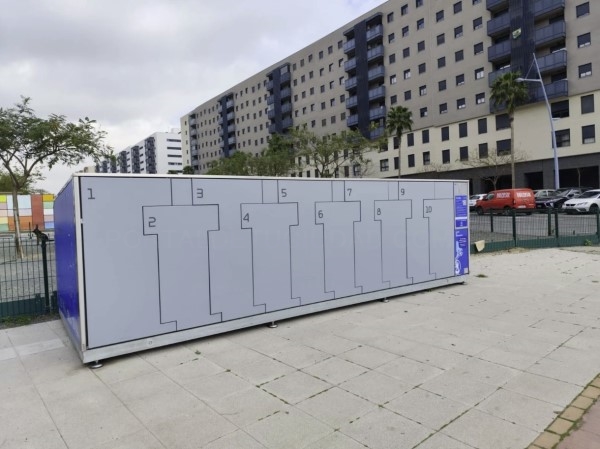 Aparcamientos inteligentes y seguros para bicicletas y vehículos VMP