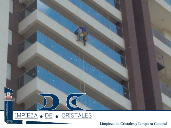 EMPRESA DE LIMPIEZA EN SANTIAGO, LDC