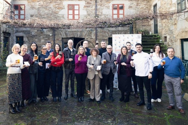 Compostela se rinde al pequeño formato: arranca la XVII edición del Santiago(é)Tapas