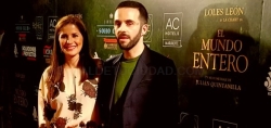 Gil Rosiña destaca el trabajo de los jóvenes creadores extremeños en el estreno de 'El mundo entero'