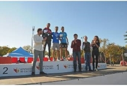 El torrejoncillano Mirabel y la sanvicenteña Carretero, ganadores del XXXIV Trofeo Diputación de Cáceres Campo a Través.