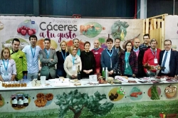 La coordinación y sintonía entre la Diputación y las D.O.P e I.G.P sorprenden en el Festival Gastronómico GijónSeCome