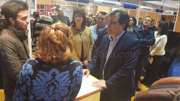 El presidente de la Junta apuesta por la innovación y la imaginación para mejorar la competitividad de las empresas extremeñas