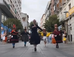 FOLK PLASENCIA: EL GATO CON JOTAS