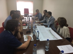 El Alcalde y la Concejala de mayores mantienen una reunión con Pymecon .