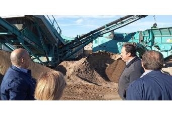 Alfonso Beltrán, visita la Planta de reciclaje de residuos de construcción y demolición, RCDs