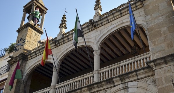 El Ayuntamiento abrirá de forma progresiva los parques infantiles para garantizar su desinfección