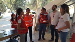 El director de la AEXCID visita dos campos de refugiados en Grecia para conocer el trabajo de los cooperantes extremeños