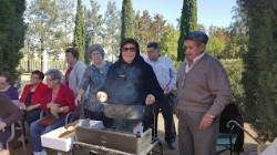 NIÑOS Y MAYORES CELEBRAN LA CHAQUETÍA, CON LA ACTIVIDAD “CHAQUETILLÓN”.