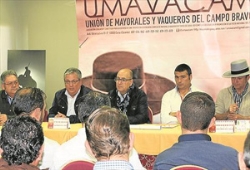 El diputado provincial del Patronato de Tauromaquia destacó en la asamblea anual del gremio el apoyo de la Diputación en sus reivindicaciones.