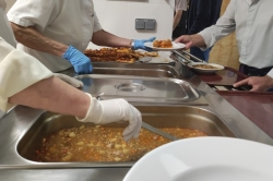 Asleca suma un año más a un siglo de entrega a las personas vulnerables, sin recursos y transeúntes