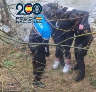La Policía Nacional rescata a una menor que se estaba ahogando en el río Bernesga