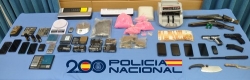 La Policía Nacional desarticula una red de narcotráfico con una base logística en León y se incauta del mayor alijo de éxtasis en Asturias