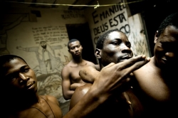 El periplo fotográfico de Martín Ruano por cárceles de América y África llega al Centro Leonés de Arte que gestiona el ILC