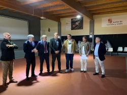 La Junta y la Diputación de León mejoran la seguridad y salud en el medio rural con la instalación de desfibriladores en 53 municipios