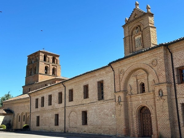 Sahagún logra incluir el monasterio de San Pedro de las Dueñas como Sitio Cluniacense